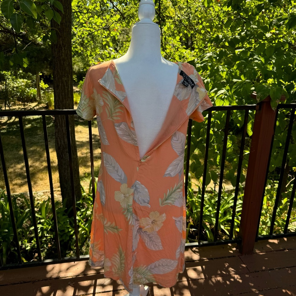 Tori Richard Hawaii Dress - Picture 6 of 6